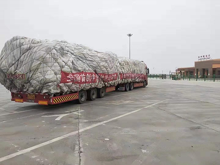中置軸貨運列車與全掛車的區別5.jpg